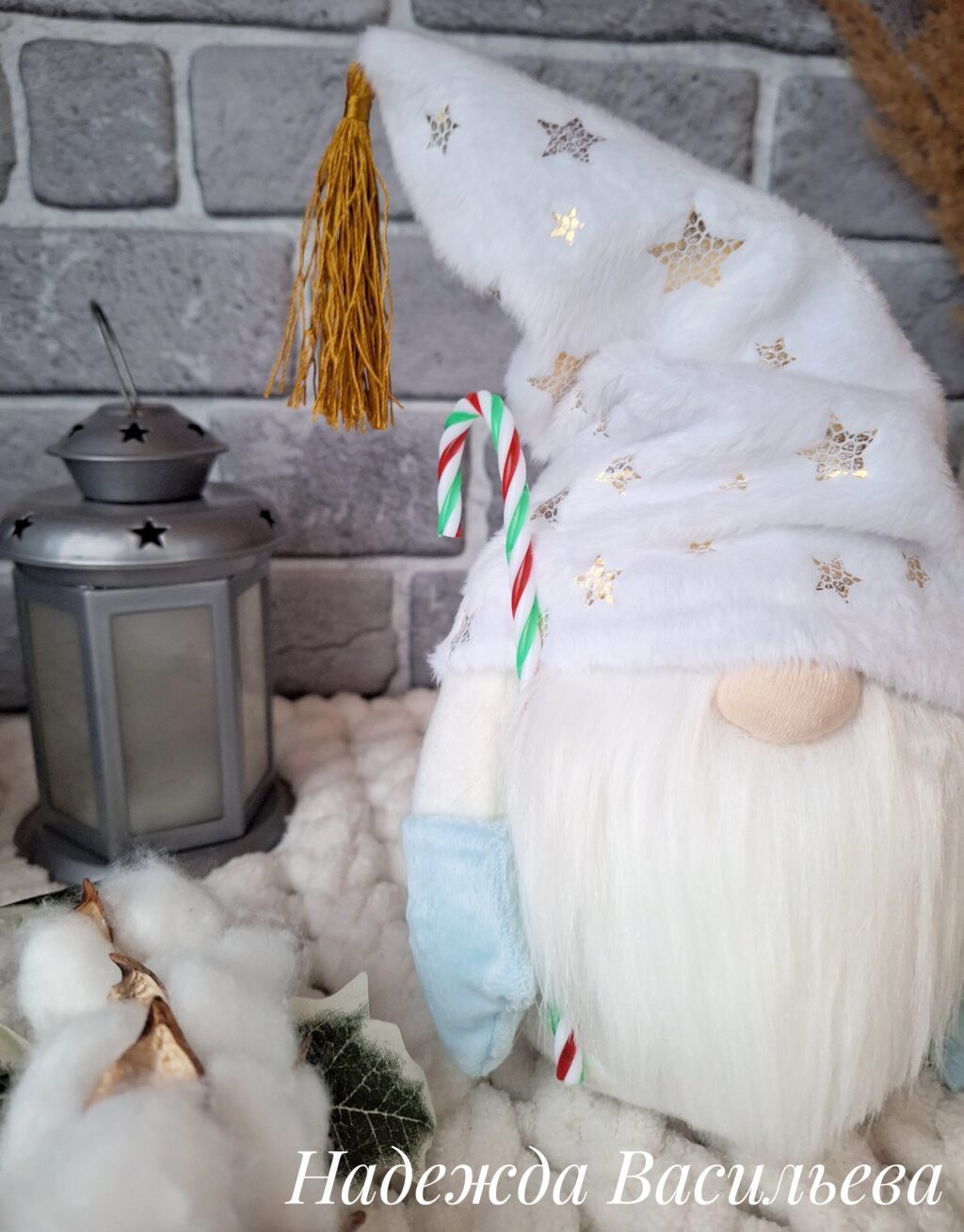 Гном новогодний