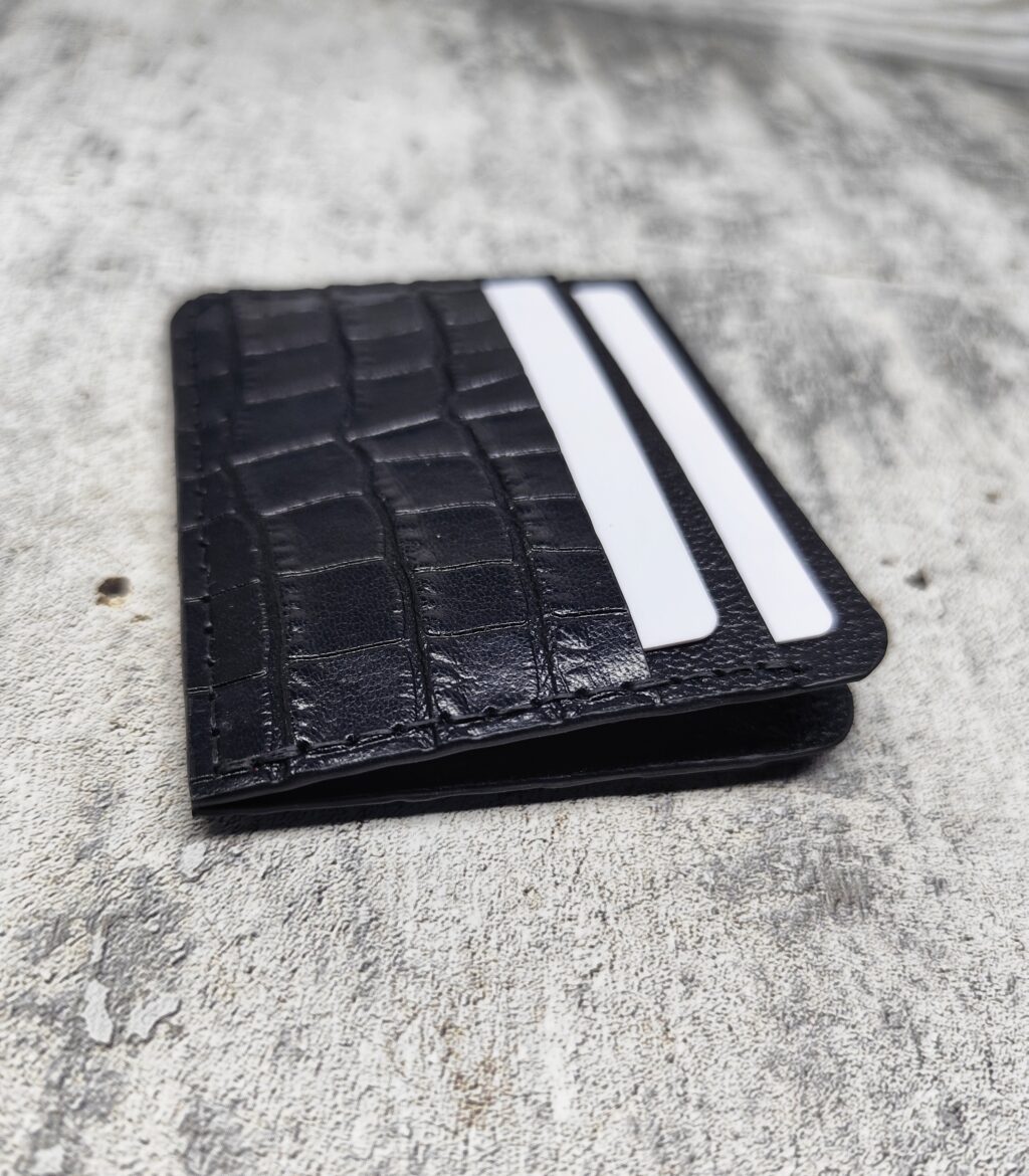 Картхолдер на 4 карты из премиальной кожи