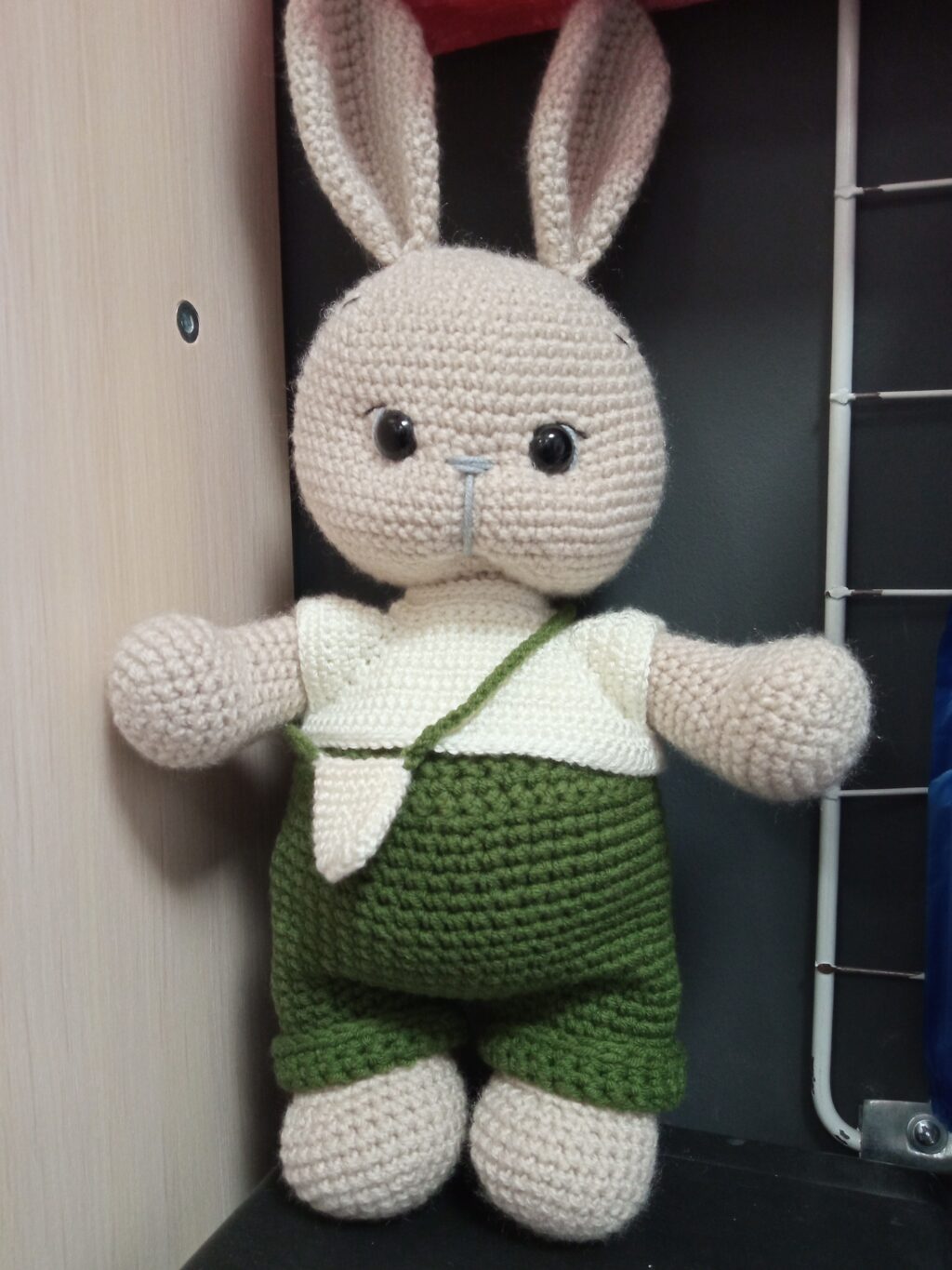 Игрушка «Заяц в зелёном»