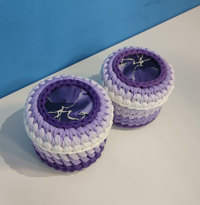 Шкатулка из трикотажной пряжи «Аметист»