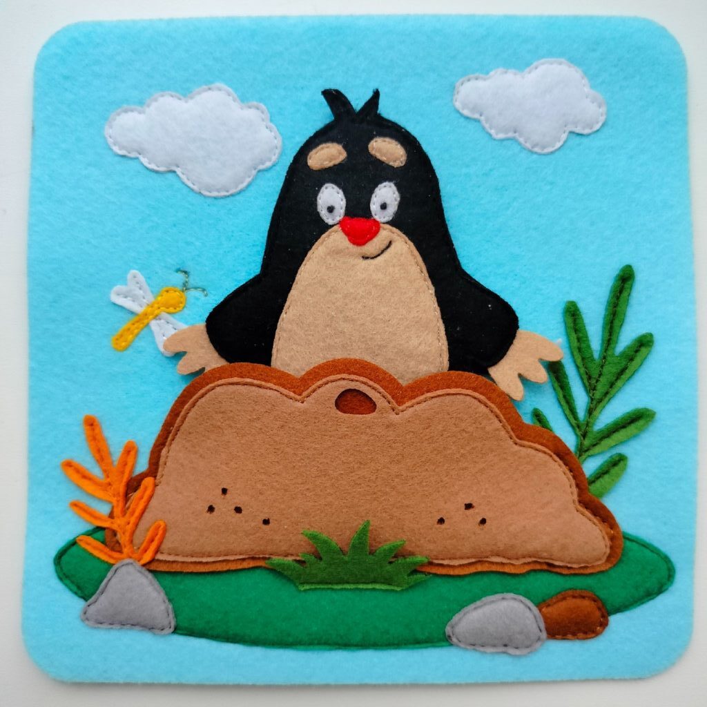 Фетровая книжка «Крошка Крот — турист»