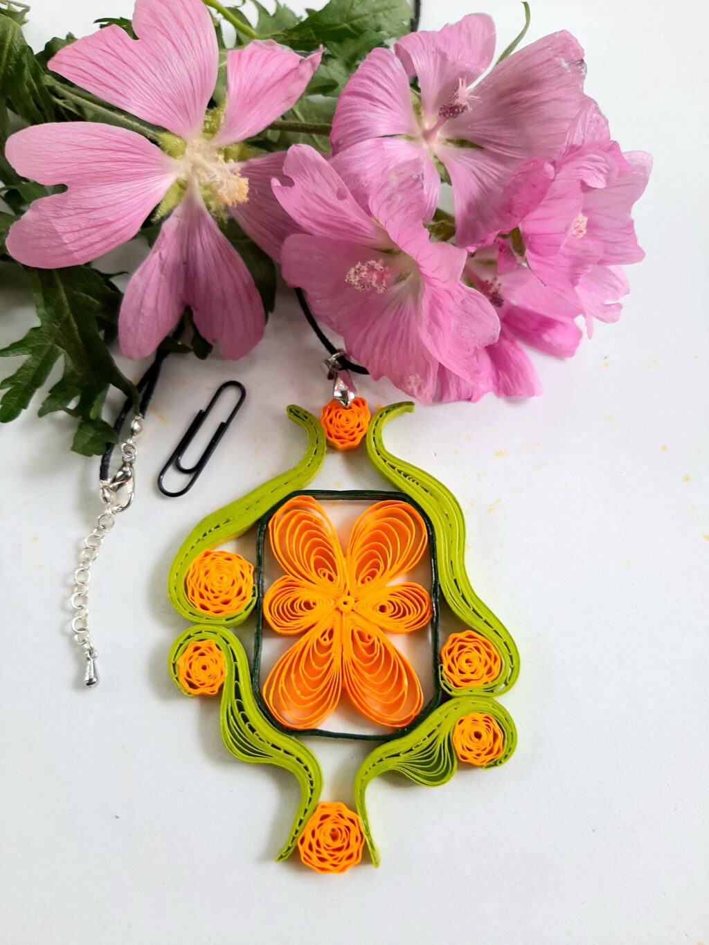 Асимметричный кулон квиллинг