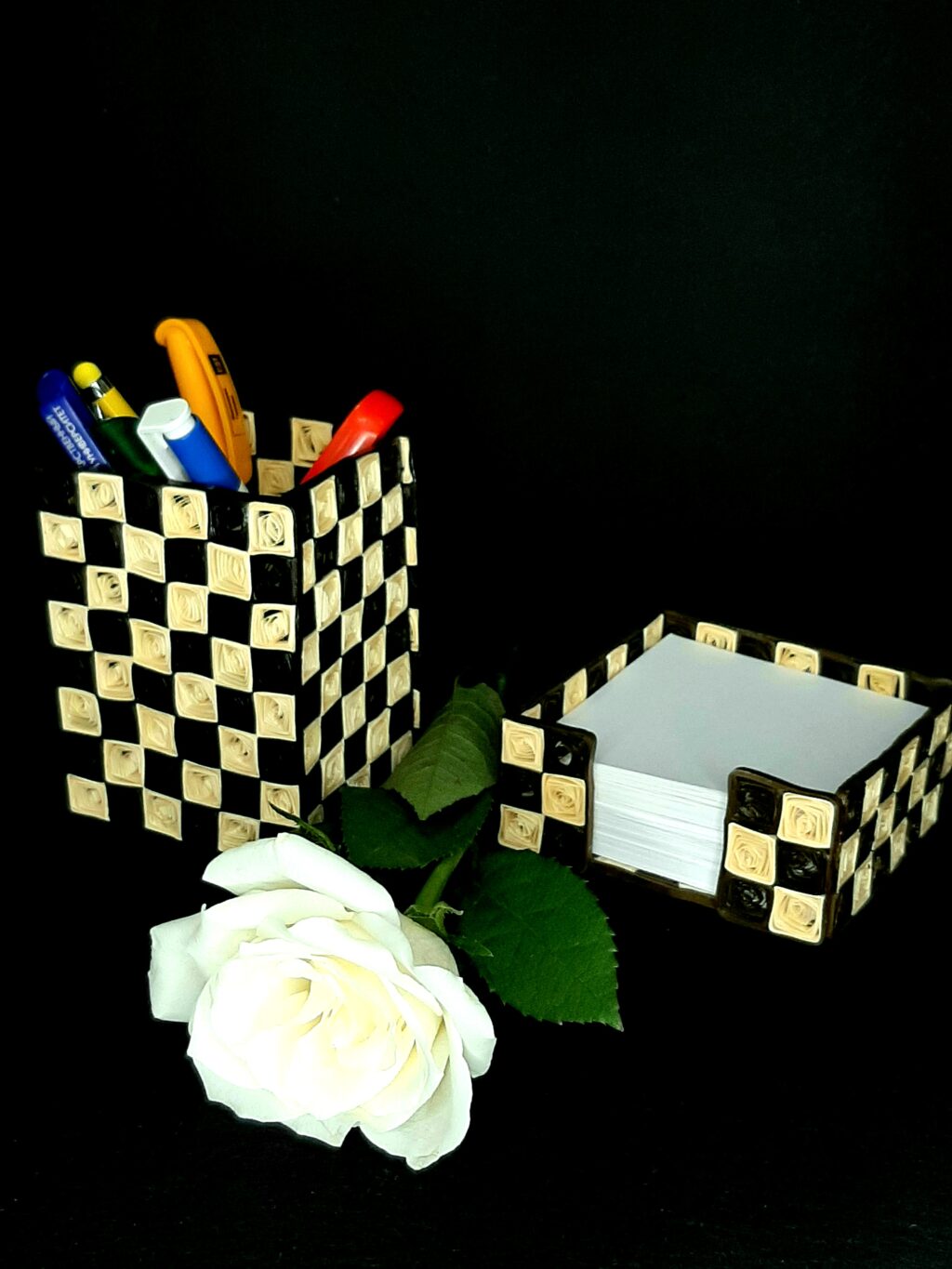 Канцелярский набор квиллинг.