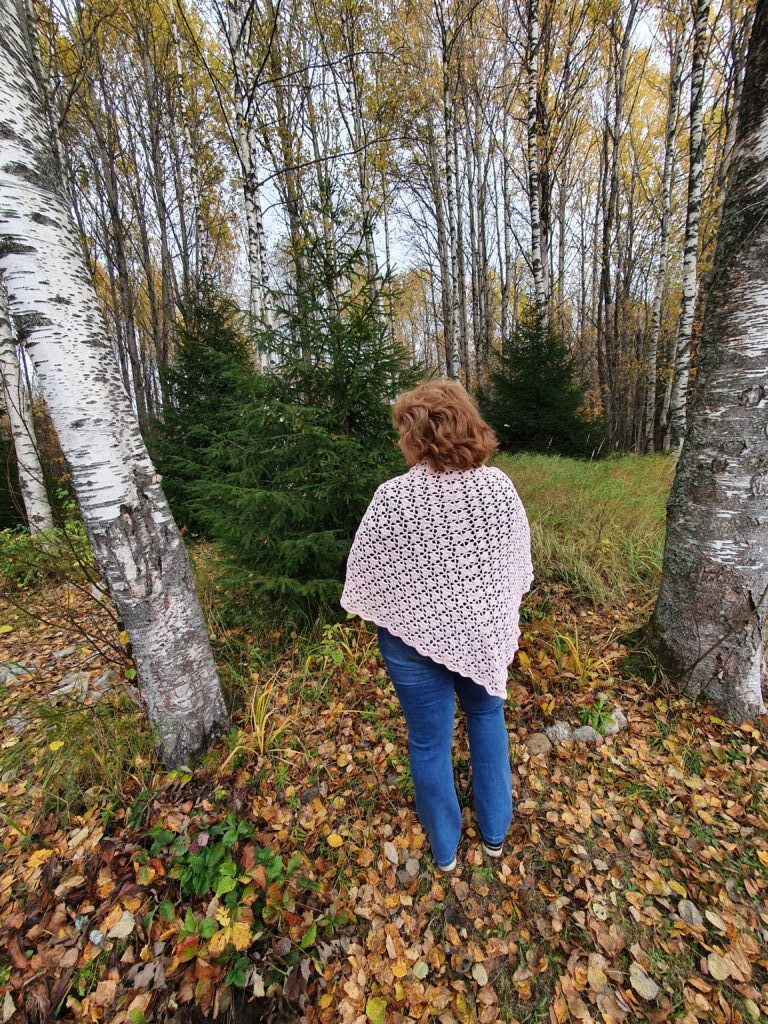 Шаль розовая