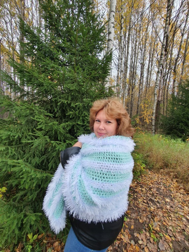 Палантин Мятно-белый