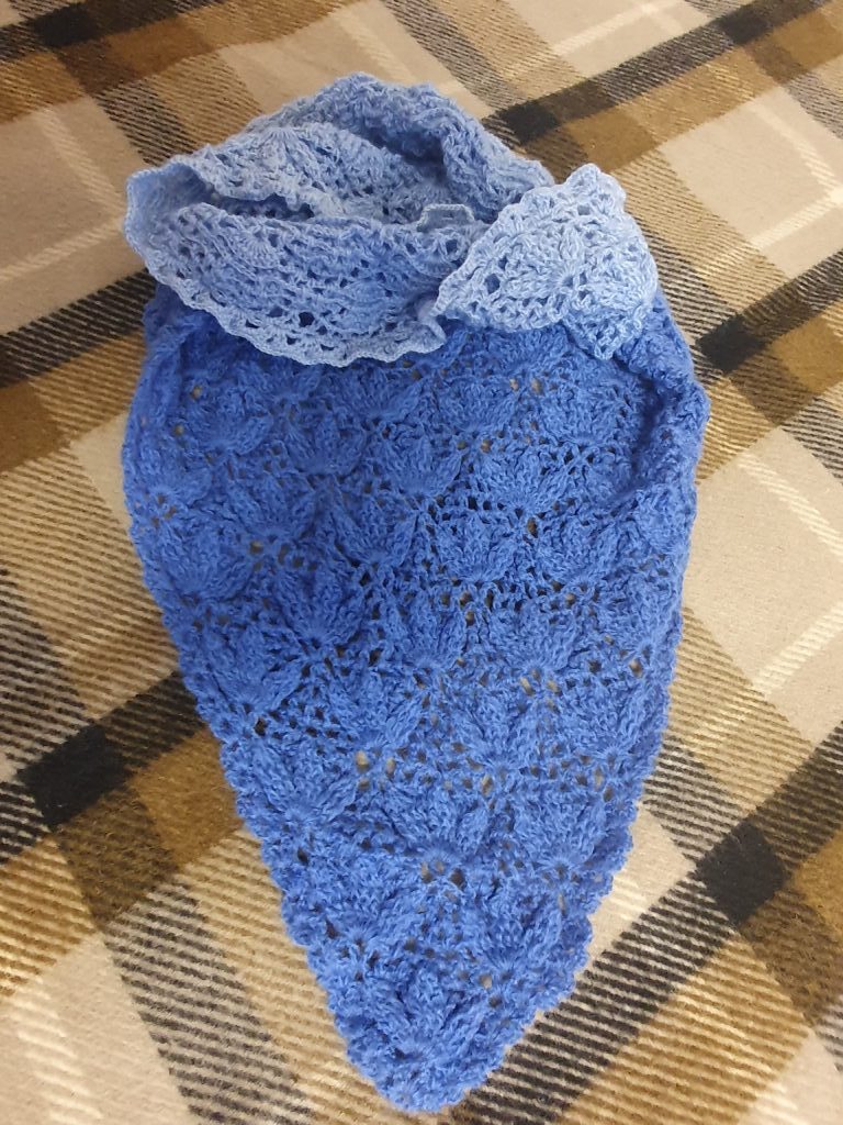 Шаль «Трилистник»