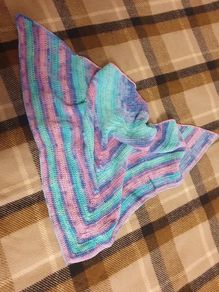 Шаль сиренево-голубая