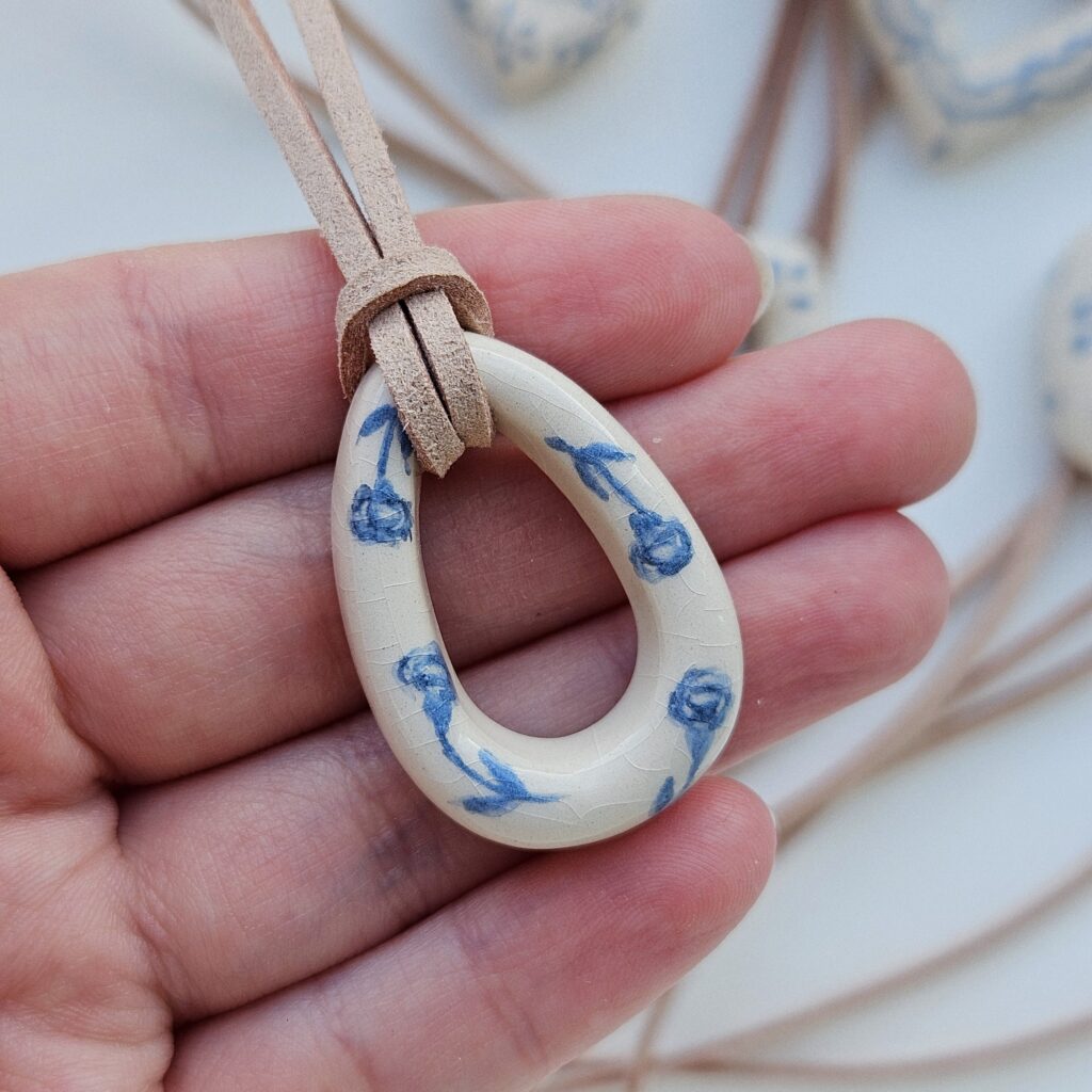 Керамические кулоны, коллекция «Эхо гжели»