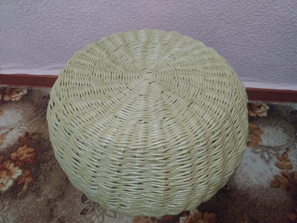 Пуфик плетеный ‘Бочка»