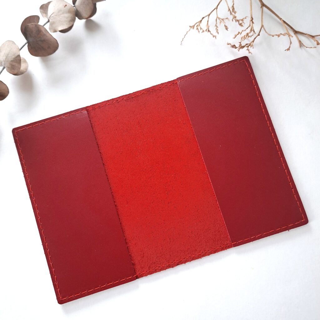 Обложка на паспорт из натуральной кожи