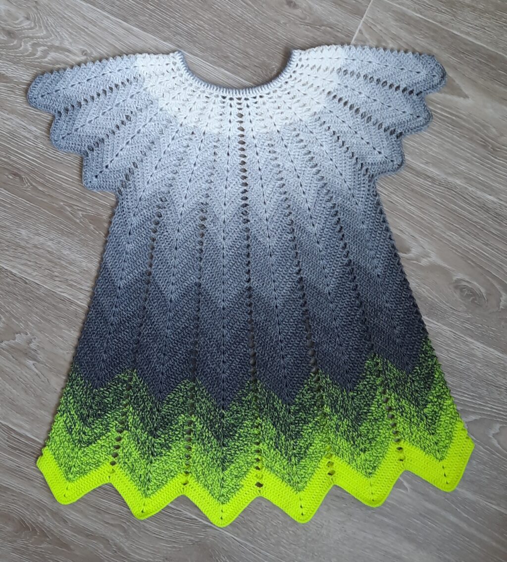 Платье цветное