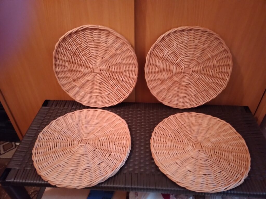 Сервировочные салфетки, плейсматы