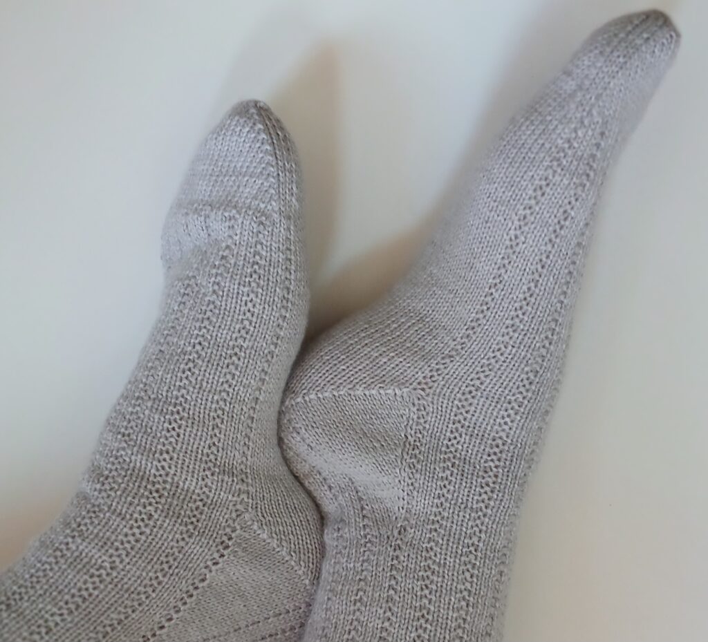 Носки вязаные ручной работы