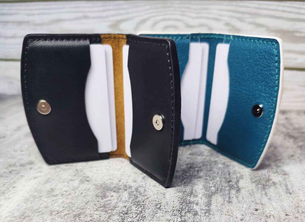 Картхолдер на 6 карт из премиальной кожи