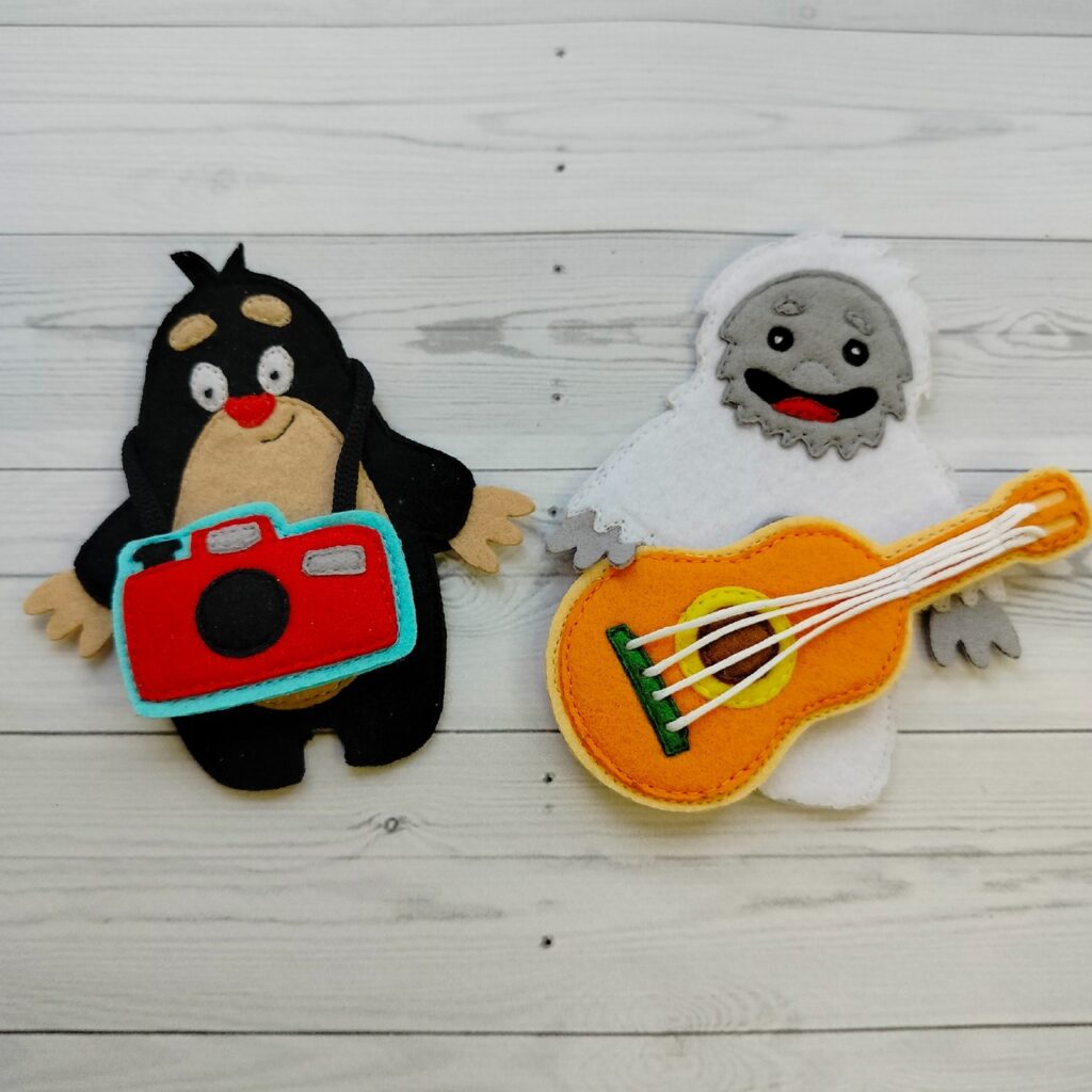 Фетровая книжка «Крошка Крот — турист»