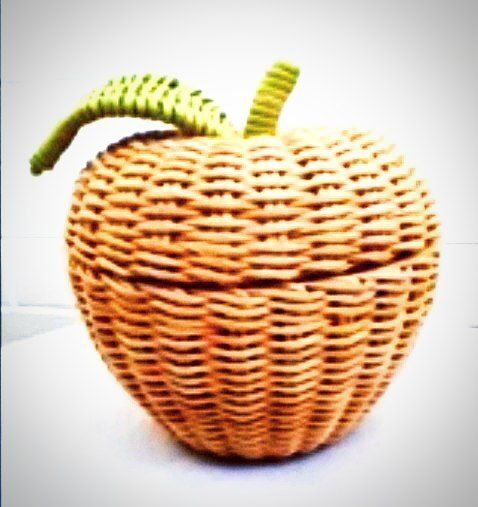 Шкатулка яблоко