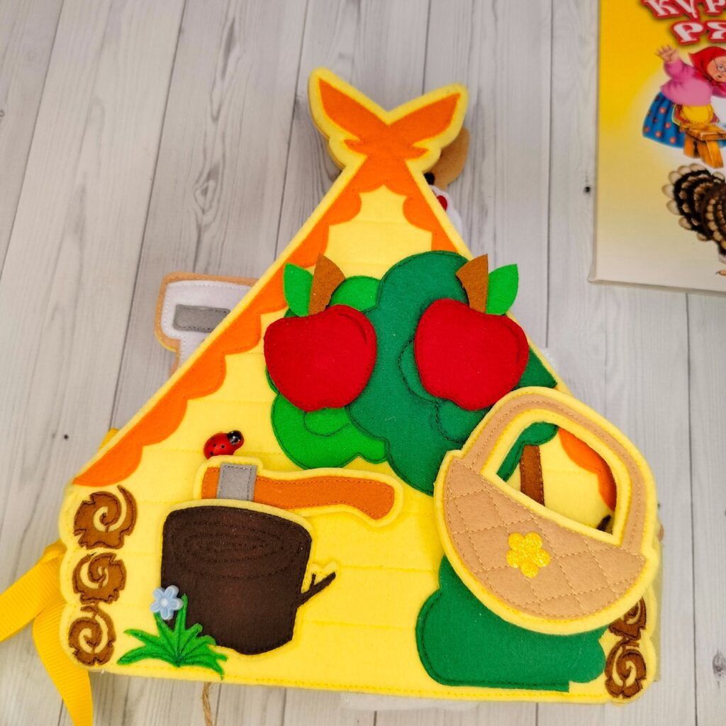 Фетровая книжка «Курочка Ряба»