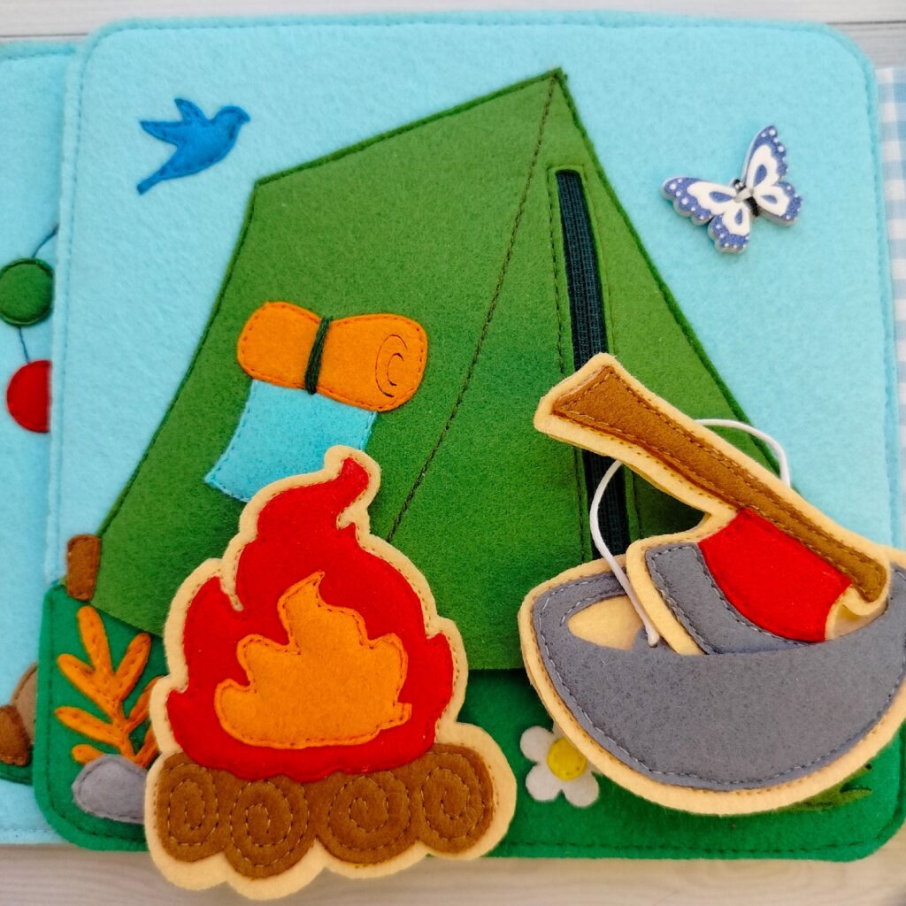 Фетровая книжка «Крошка Крот — турист»