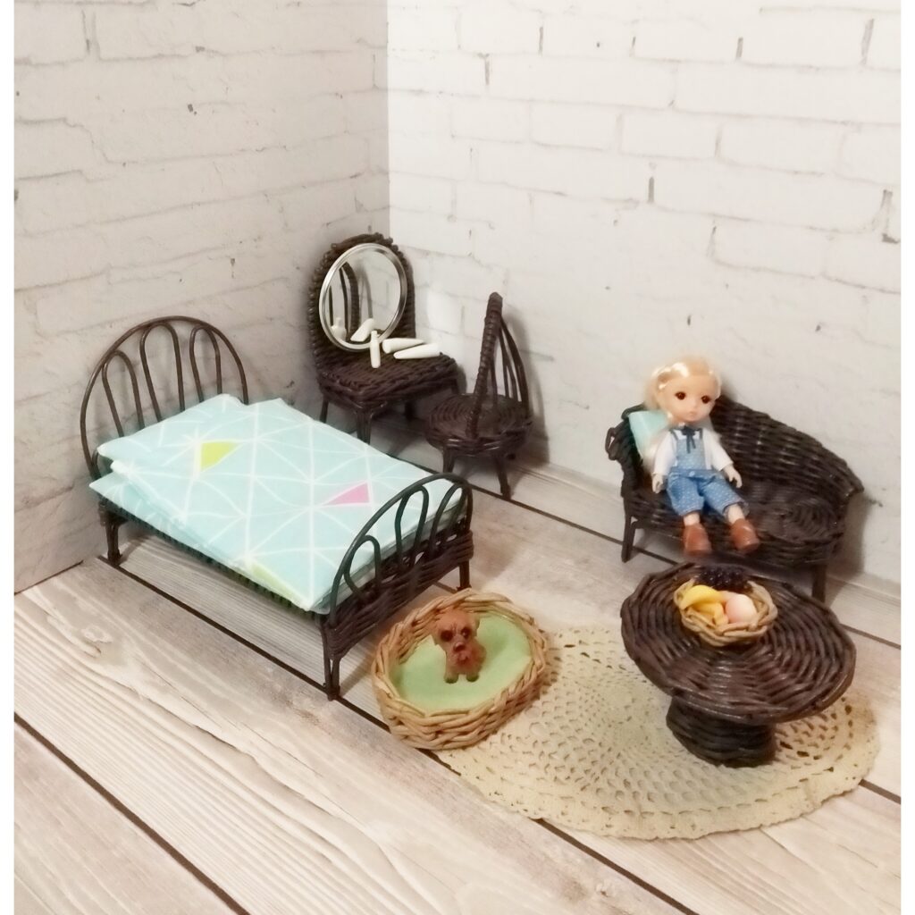 Мебель для куклы