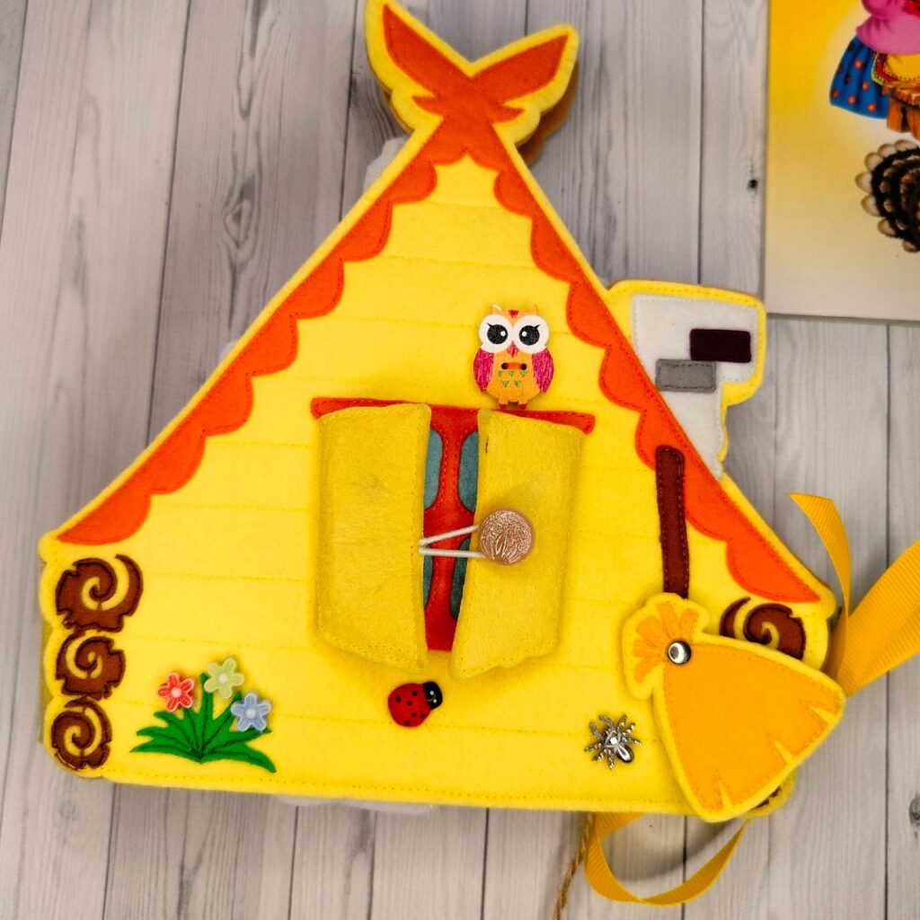 Фетровая книжка «Курочка Ряба»