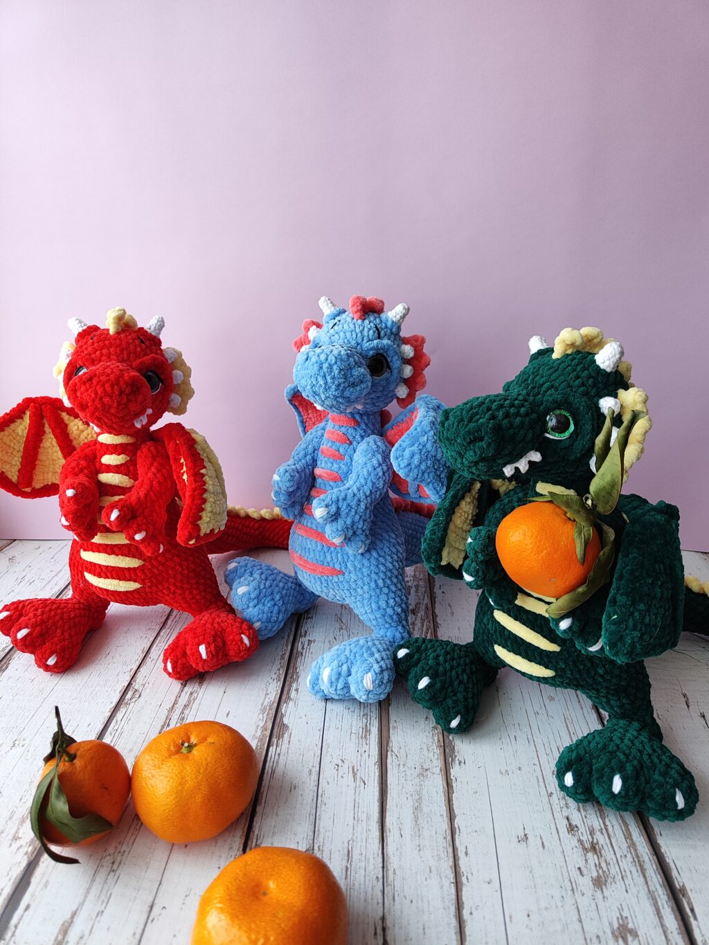 Дракон плюшевый