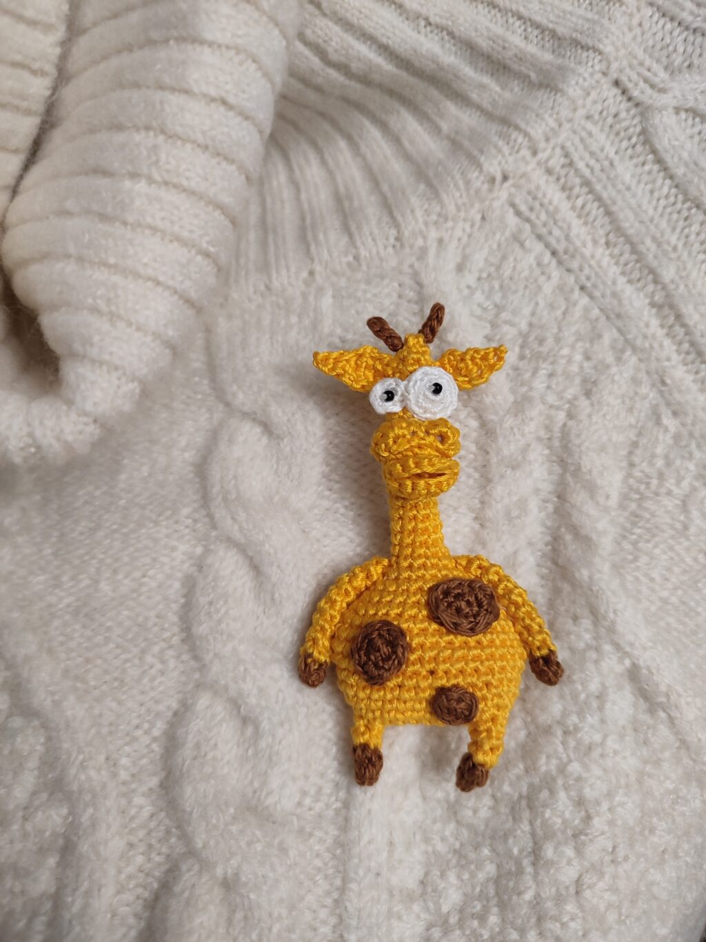 Брошь «жираф»