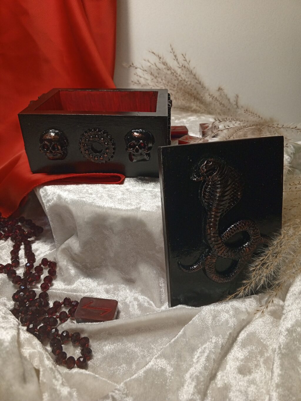 Шкатулка Змея