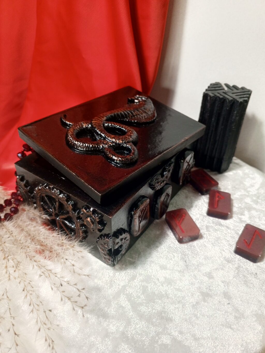 Шкатулка Змея