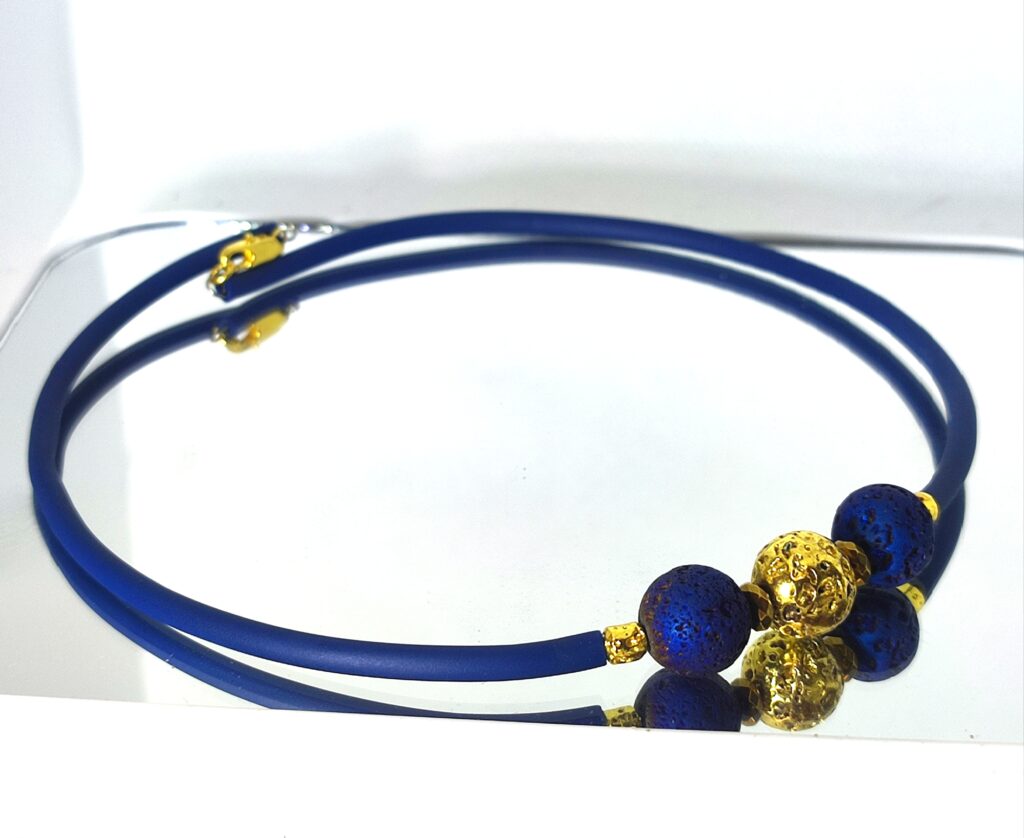 Чокер с лавой