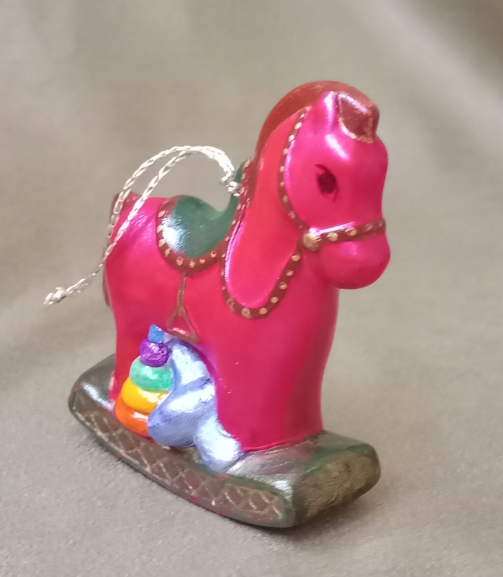 Ёлочная игрушка «Лошадка -качалка»