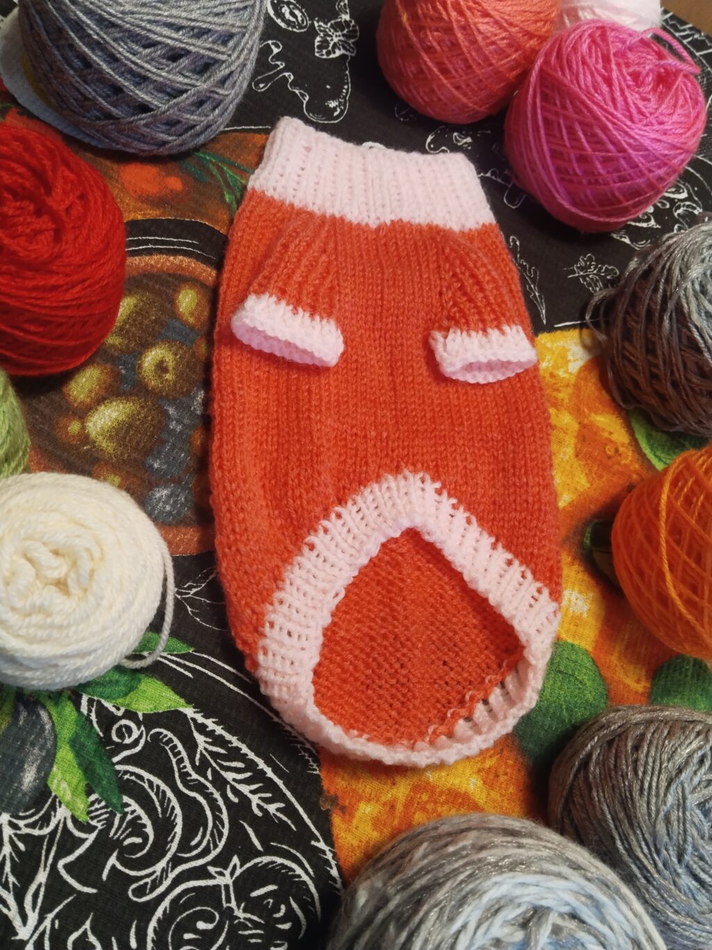 Свитер для маленьких собак