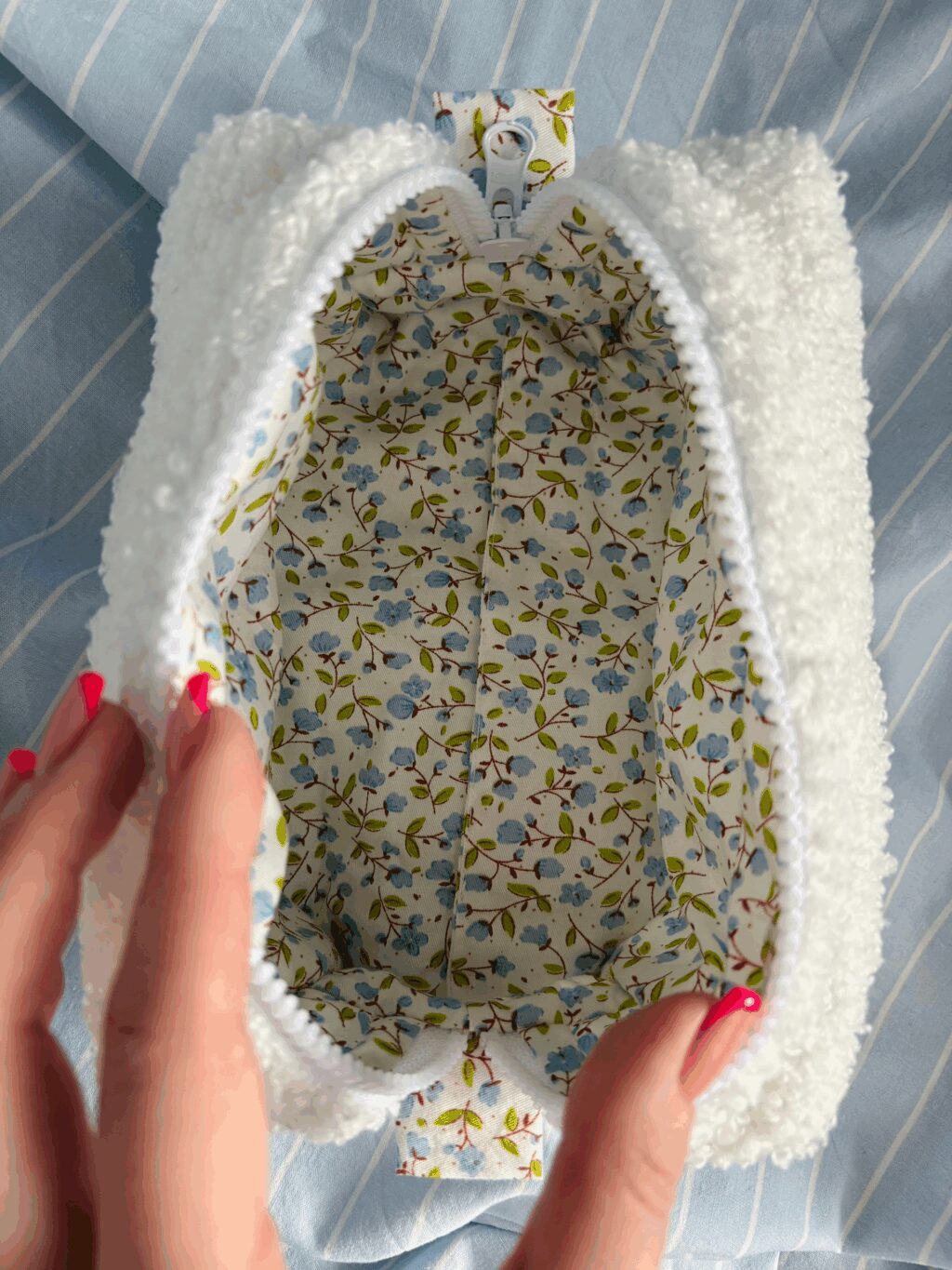 Мягкая косметичка