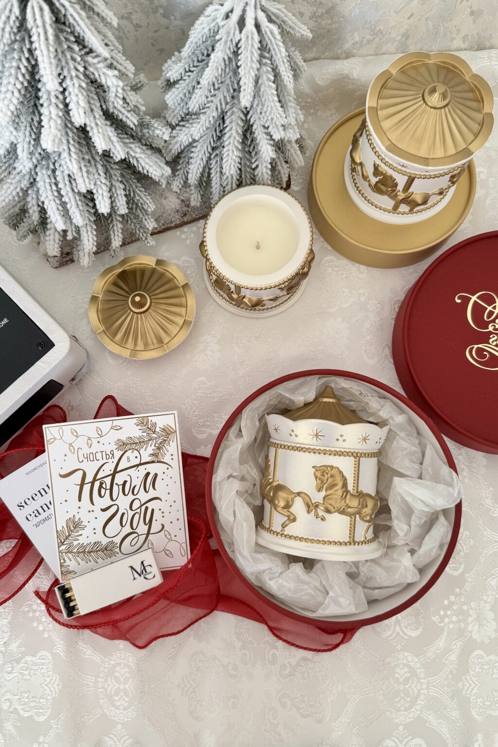 Свеча новогодняя «Карусель с лошадками»