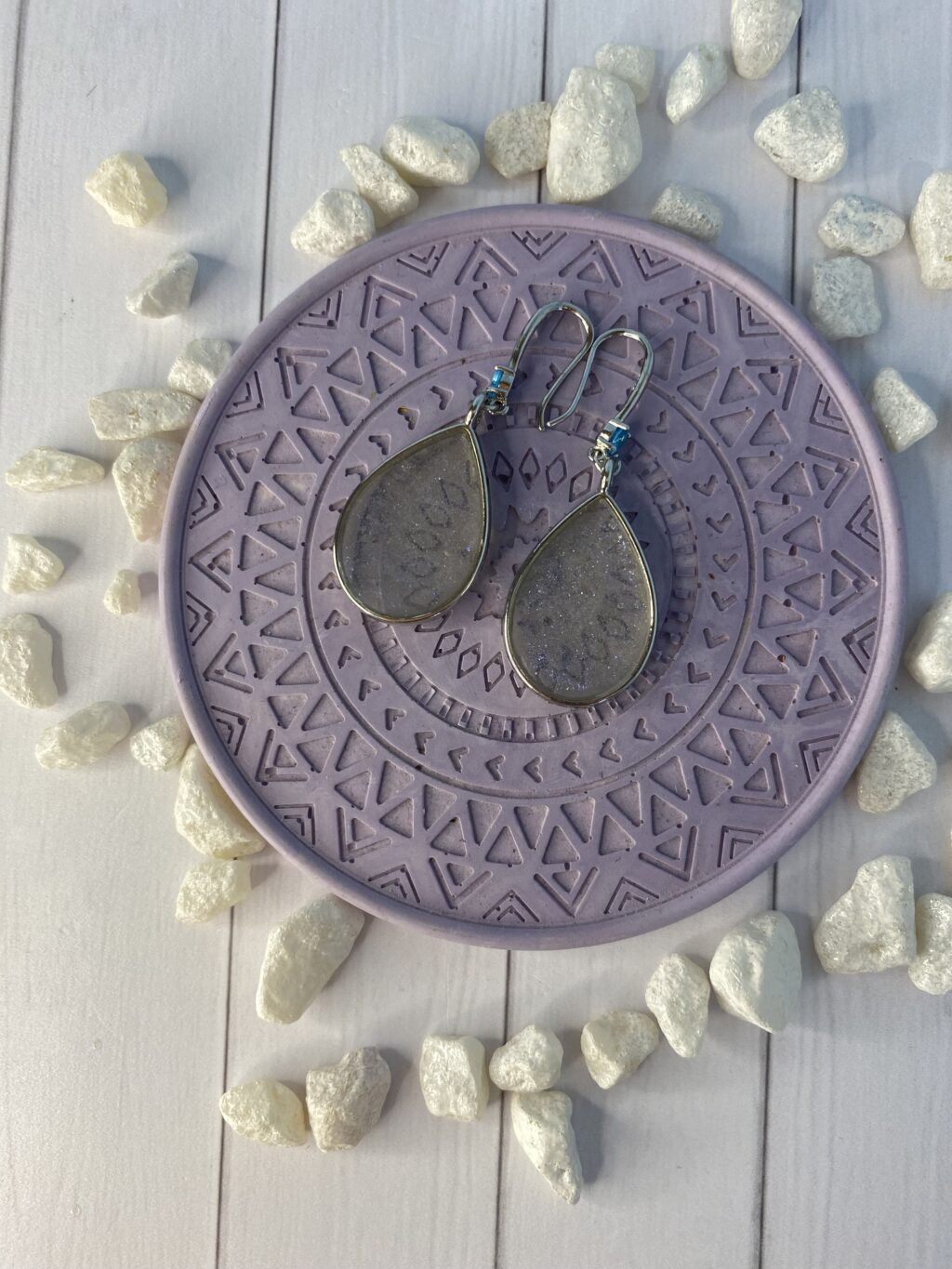 Серьги из УФ глины