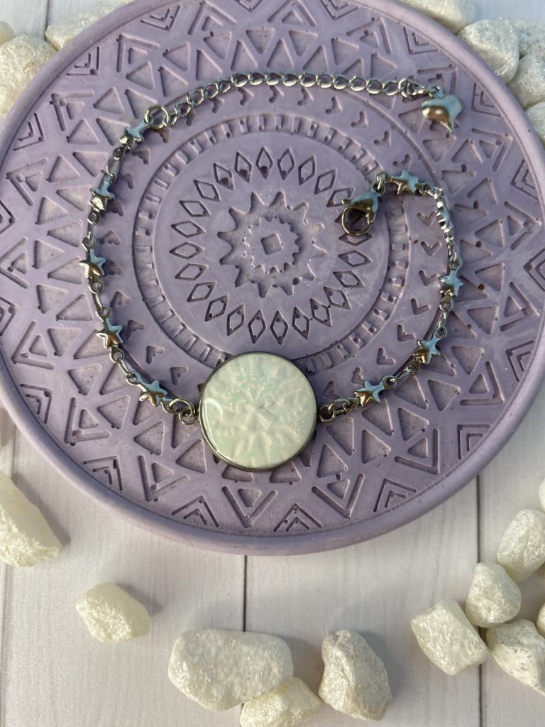 Браслеты в минималистичном стиле на каждый день