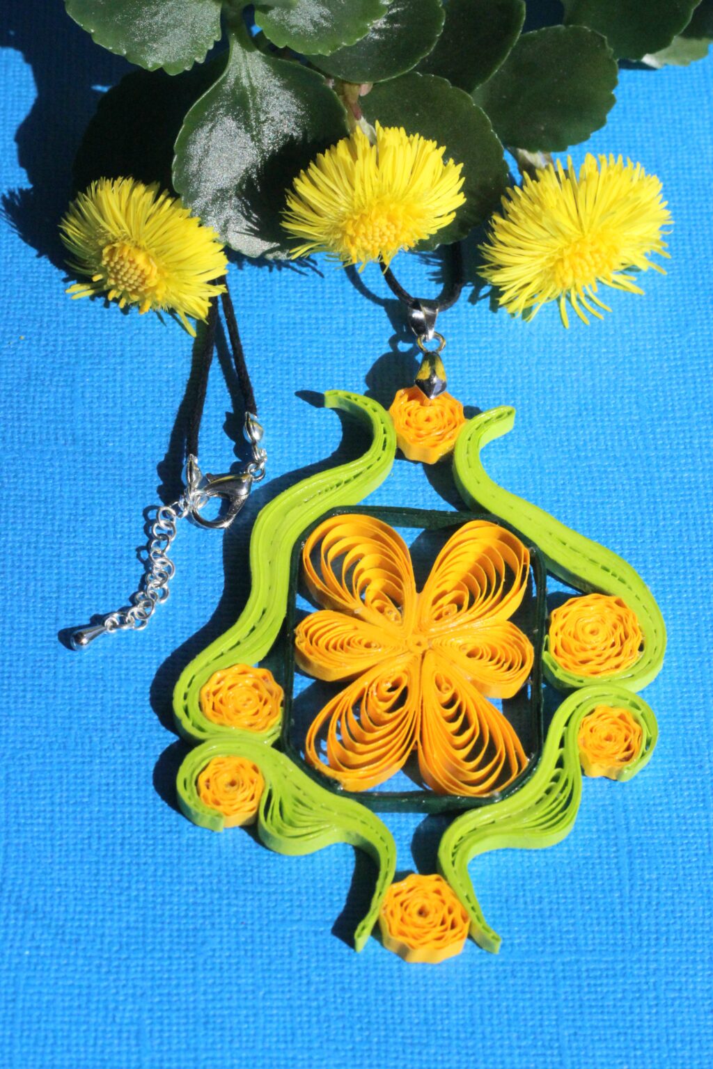 Асимметричный кулон квиллинг