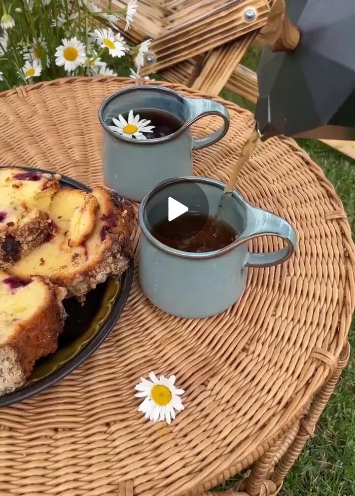 Журнальный столик