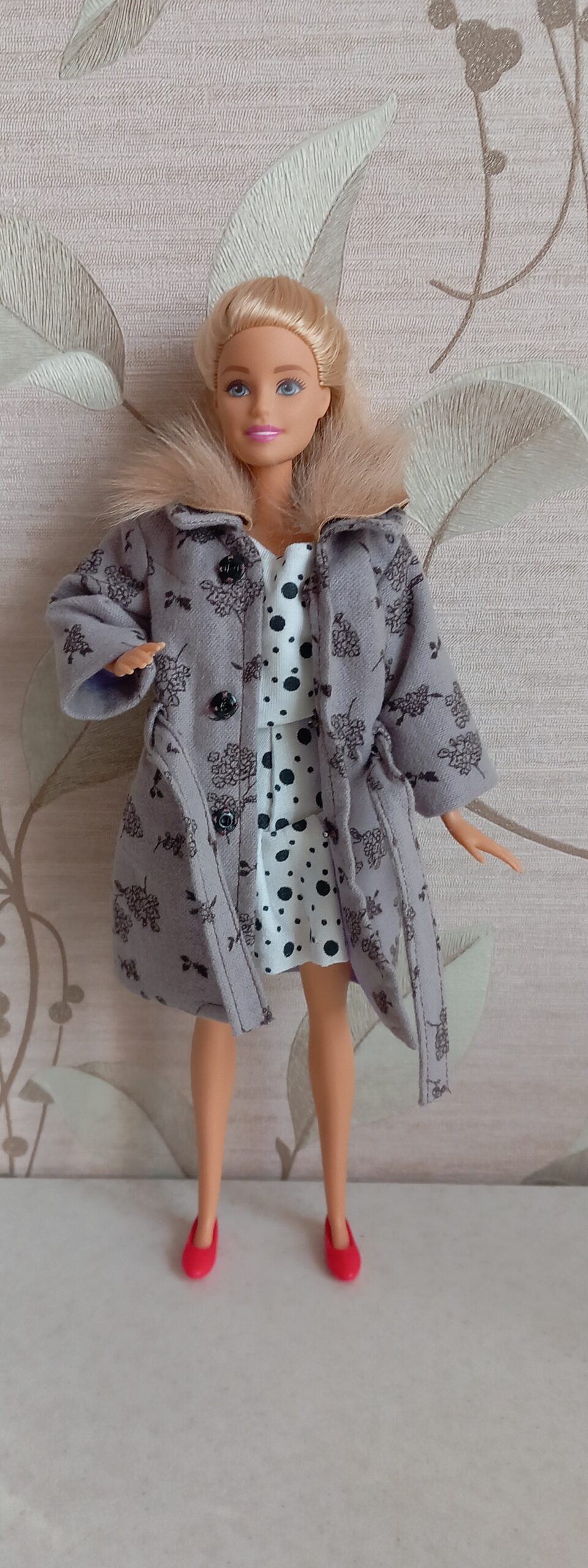Пальто для Барби