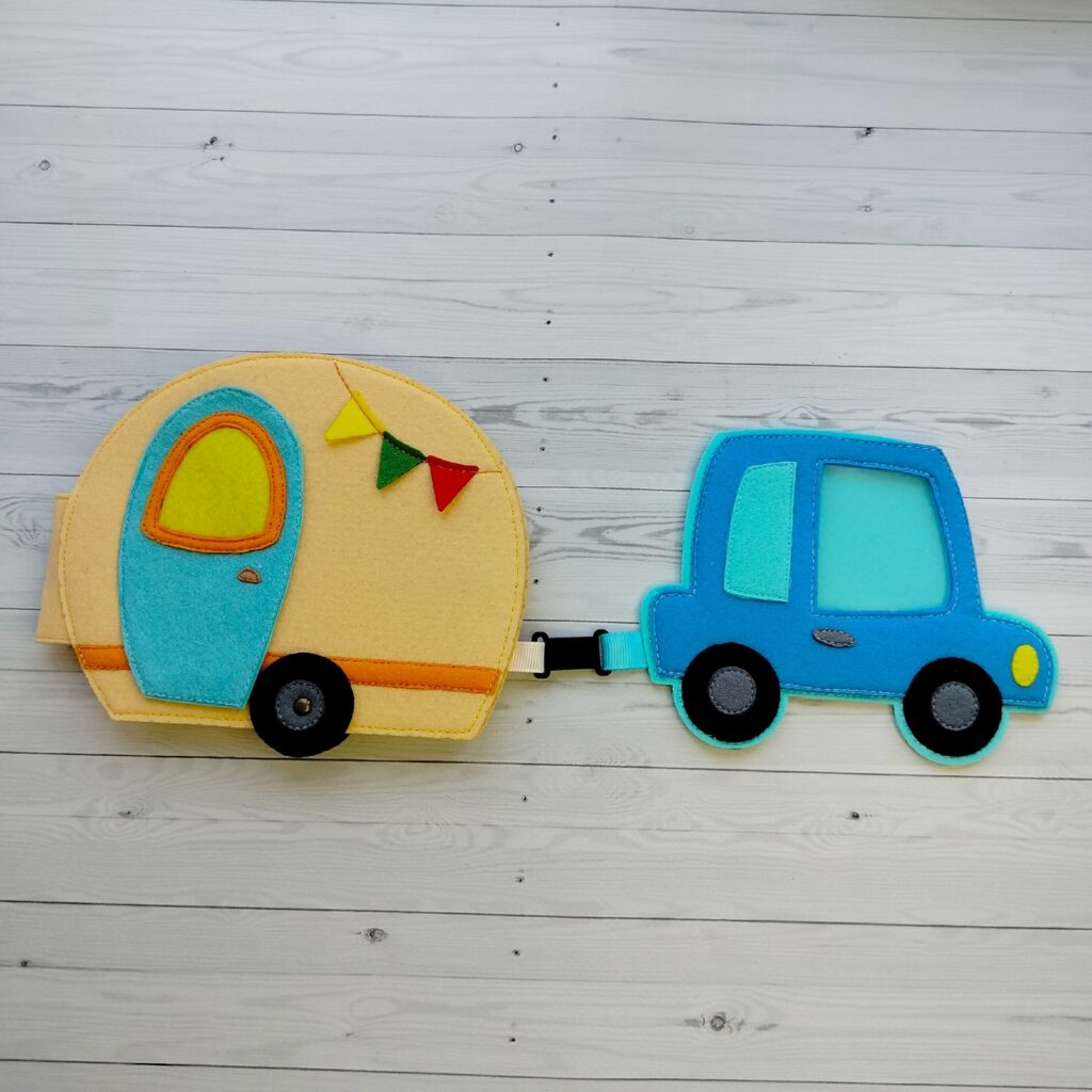 Фетровая книжка «Крошка Крот — турист»