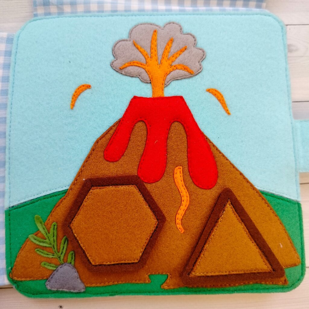 Фетровая книжка «Крошка Крот — турист»