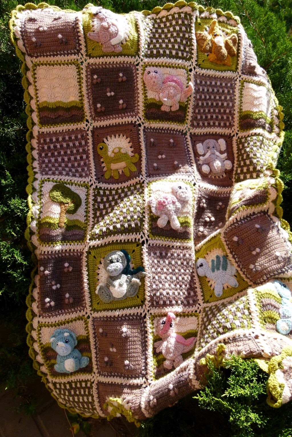 Детский плед «Дино» ручной работы