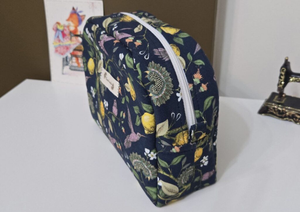 Косметичка большая