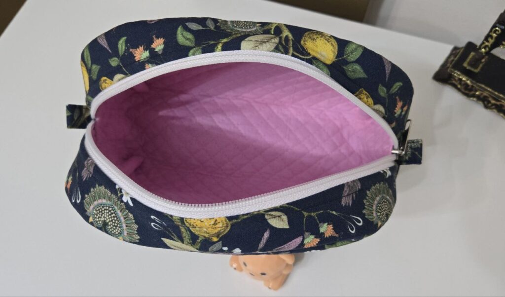 Косметичка большая