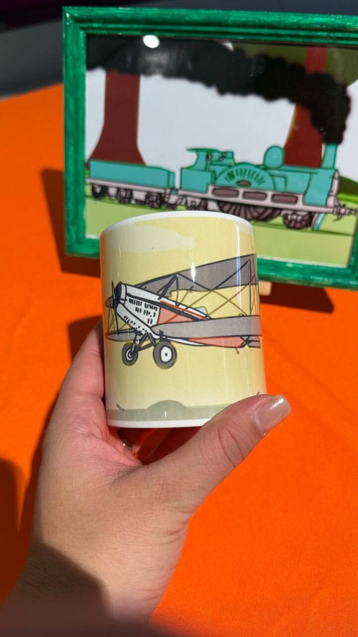 Кружка с рисованной моделью Douglas-M2