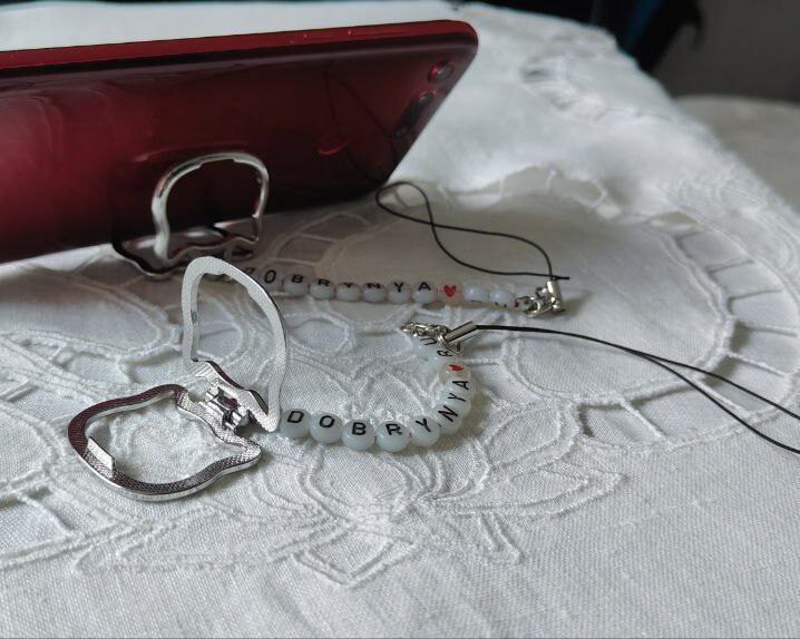 Брелок-держатель для телефона