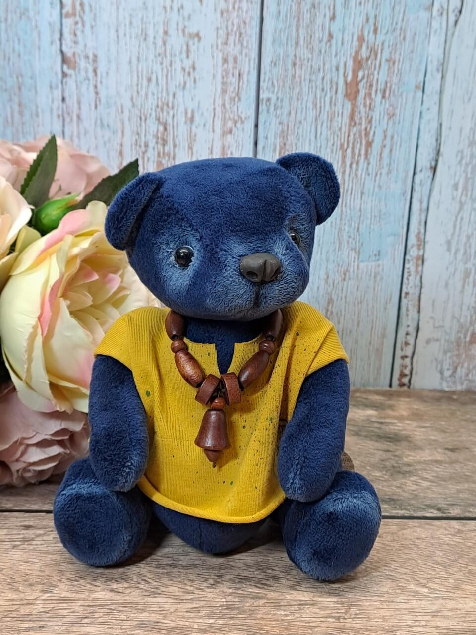 Интерьерный медвежонок Луис ручной работы, 20 см