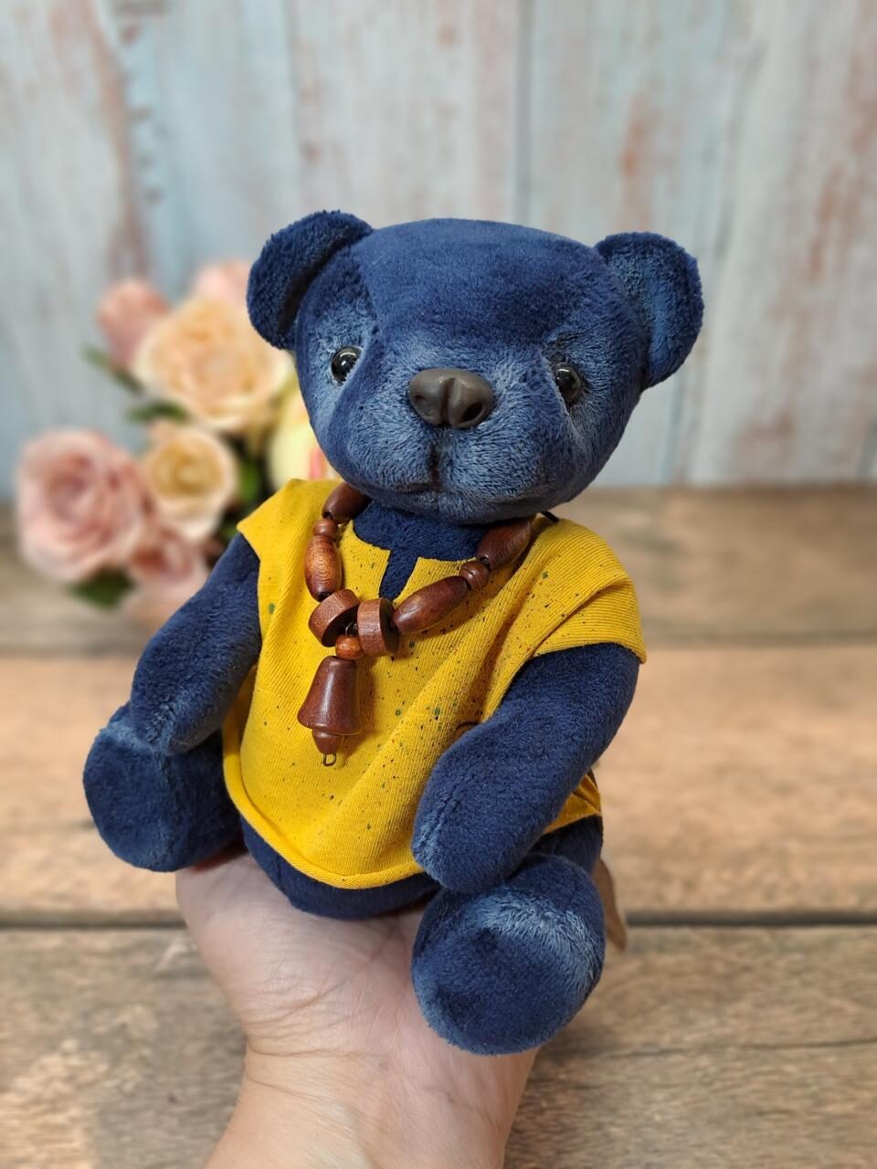 Интерьерный медвежонок Луис ручной работы, 20 см